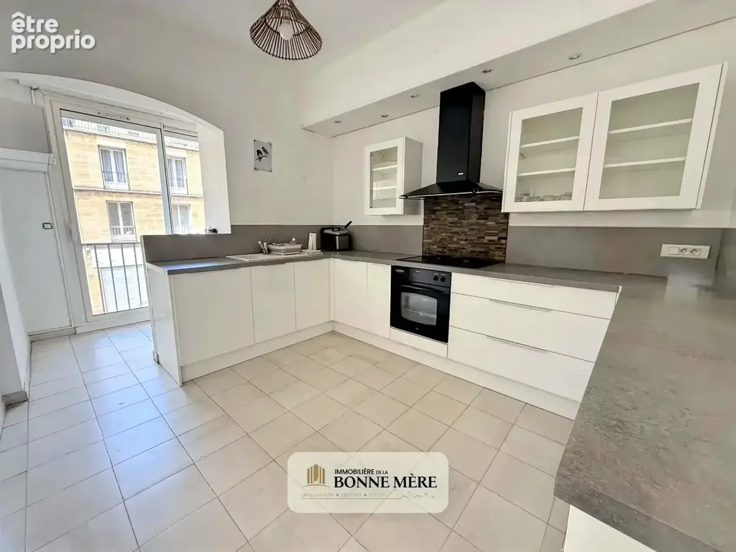 Appartement 3 pièces 78 m² à vendre à Marseille-2e (13002) - photo 5