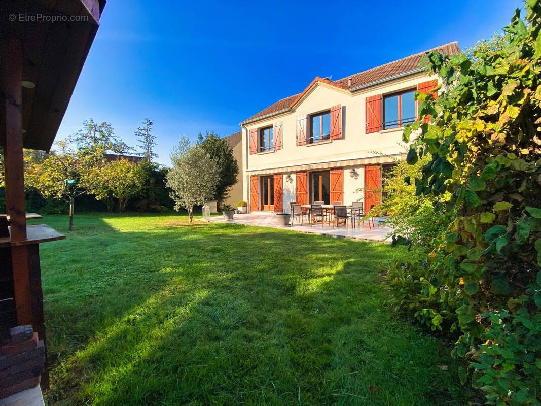 Maison à NOISY-LE-GRAND