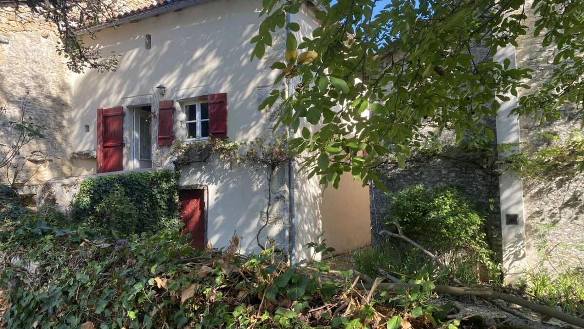 Maison à SAINT-CLAUD