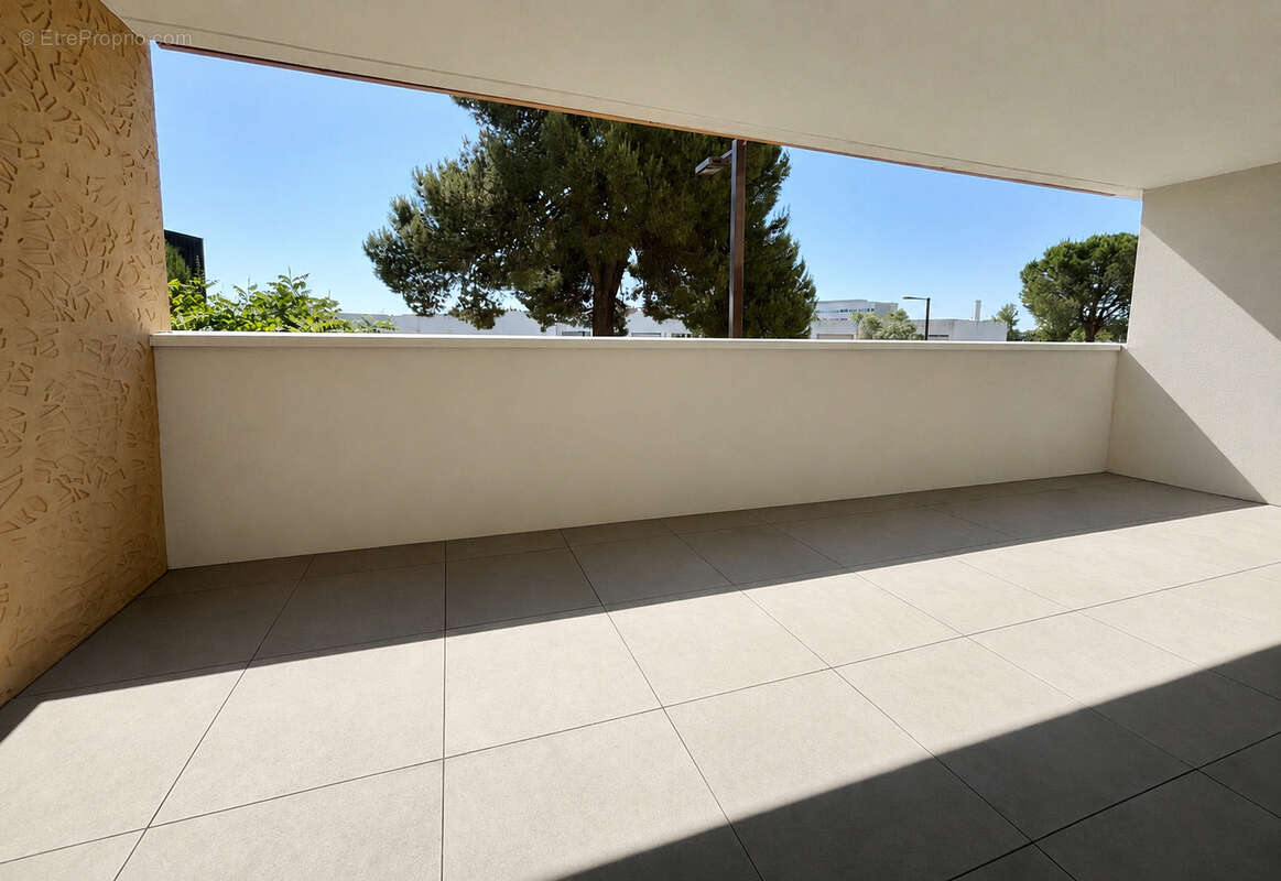 Appartement à SAINT-JEAN-DE-VEDAS