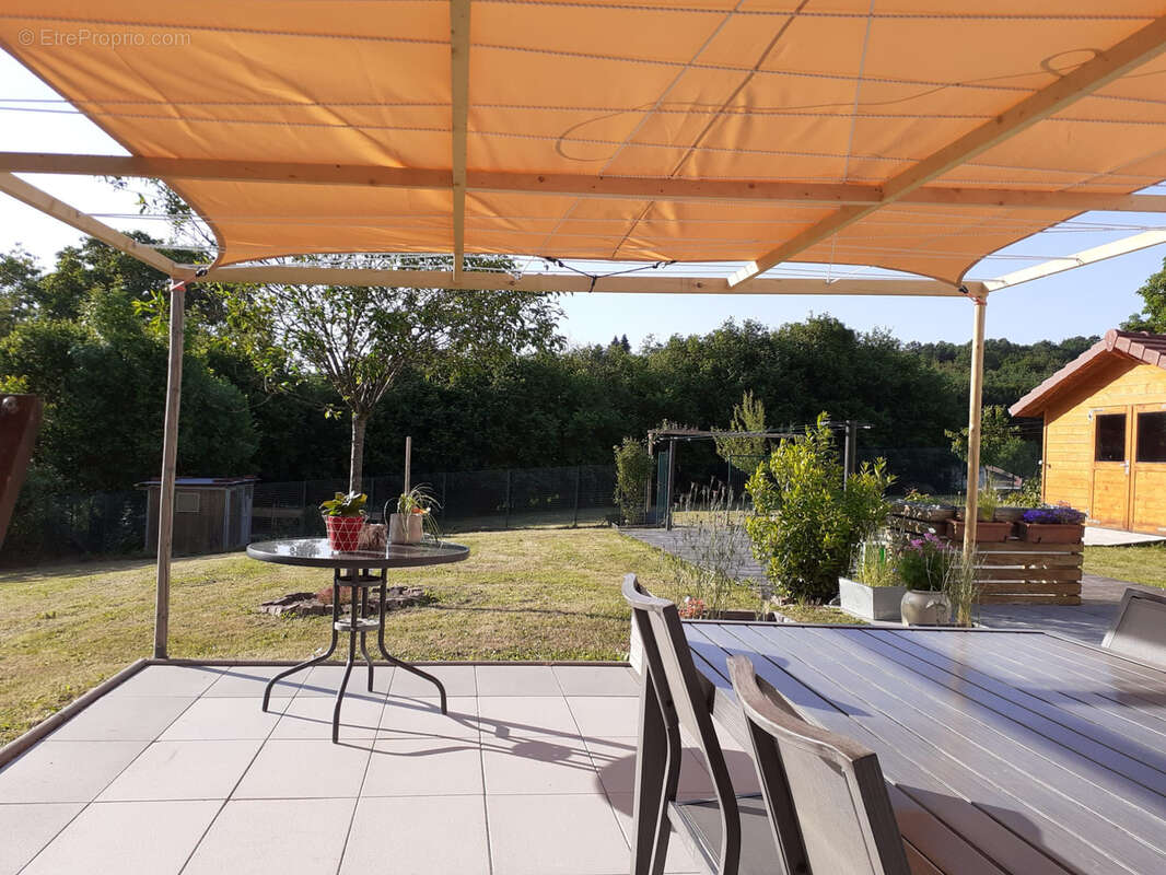 Maison à FONTAINE-LES-CLERVAL