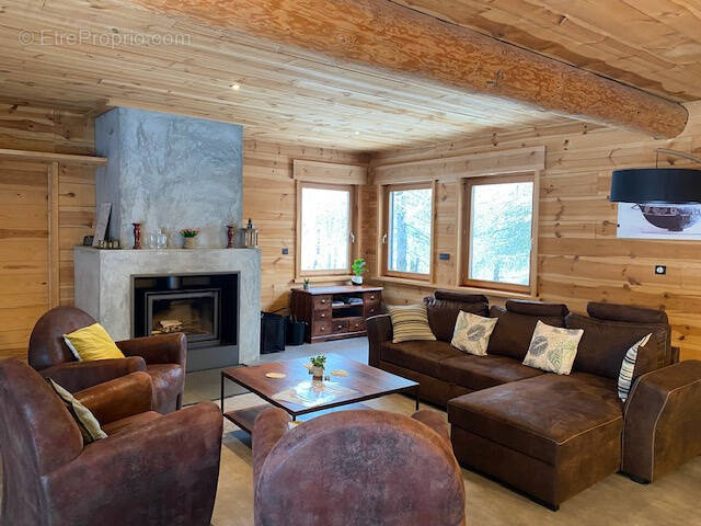 Maison à LE CHAMBON-SUR-LIGNON