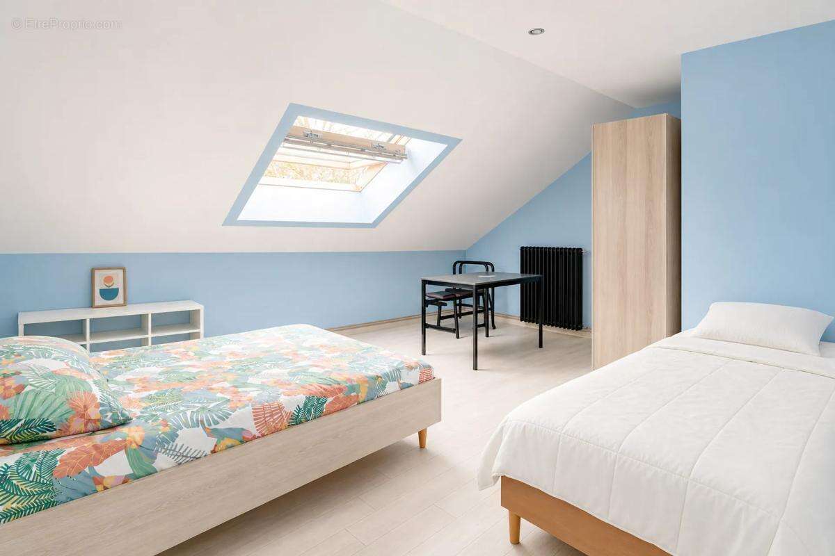Maison de 5 pièces de 200 m² situé à Le Thillay - photo 12
