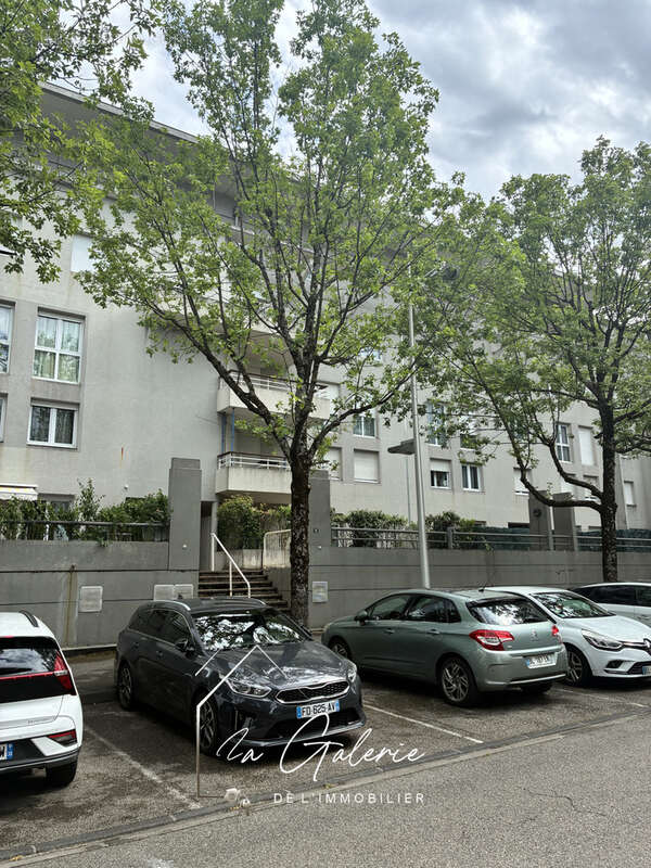 Appartement à ECHIROLLES