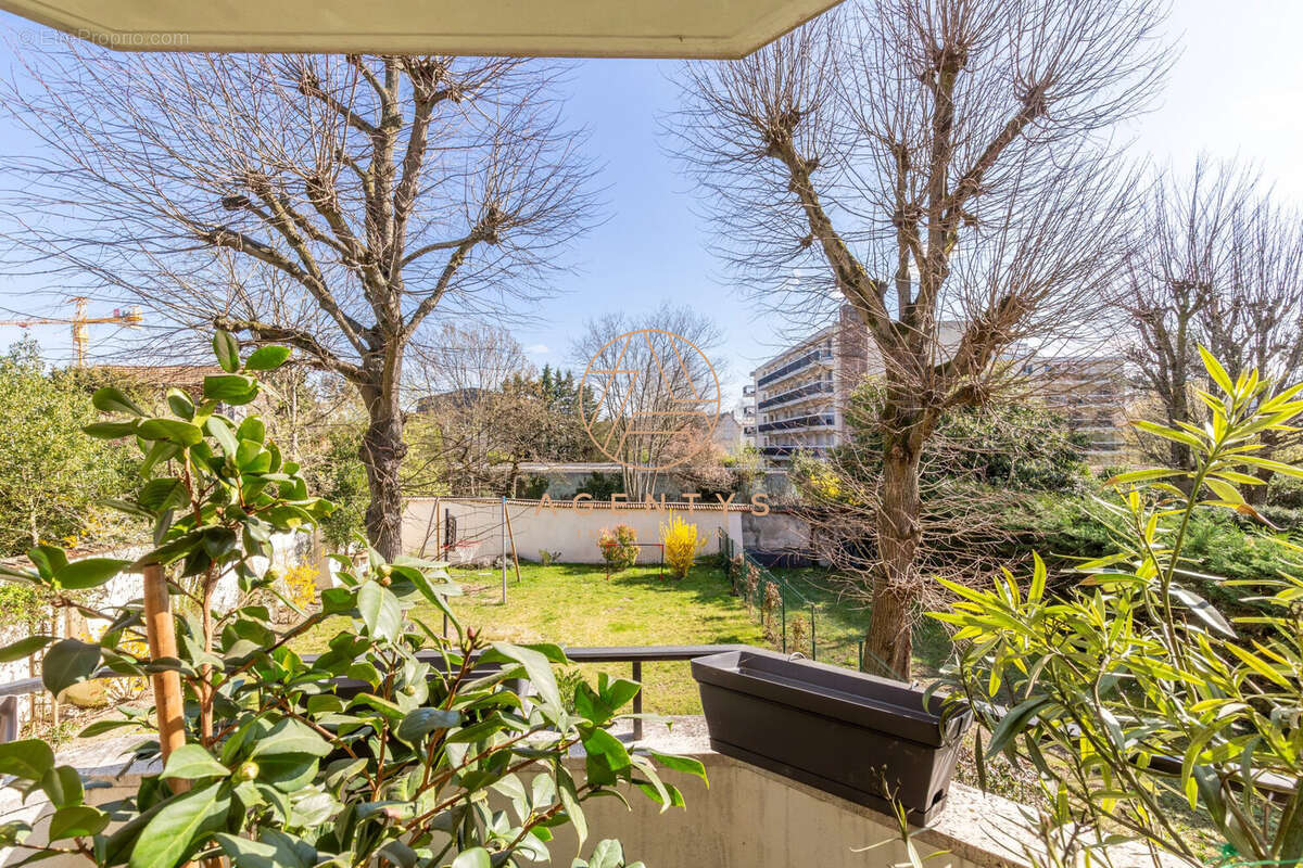 Appartement à LE PERREUX-SUR-MARNE