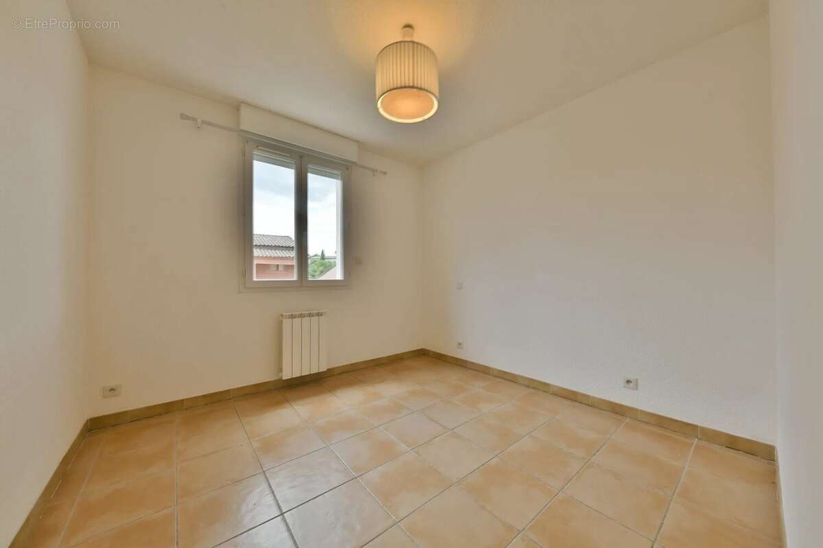 Appartement dans Uzès - photo 7