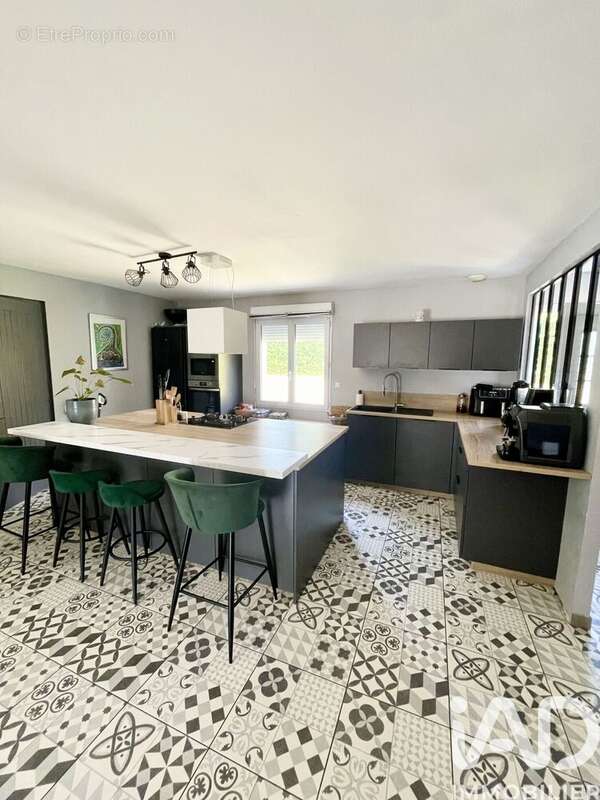 Photo 2 - Maison à SCIECQ