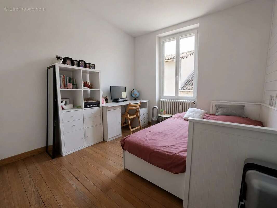 Maison 92 m² à Caussade  - photo 8