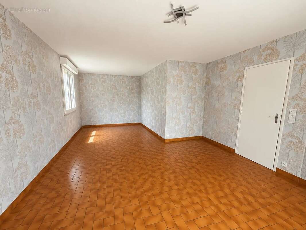 Maison Menneval 3/4ch - 972m2 - vivable de plain-pied. - photo 4