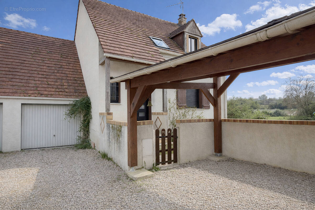 Maison à NOGENT-LE-ROI