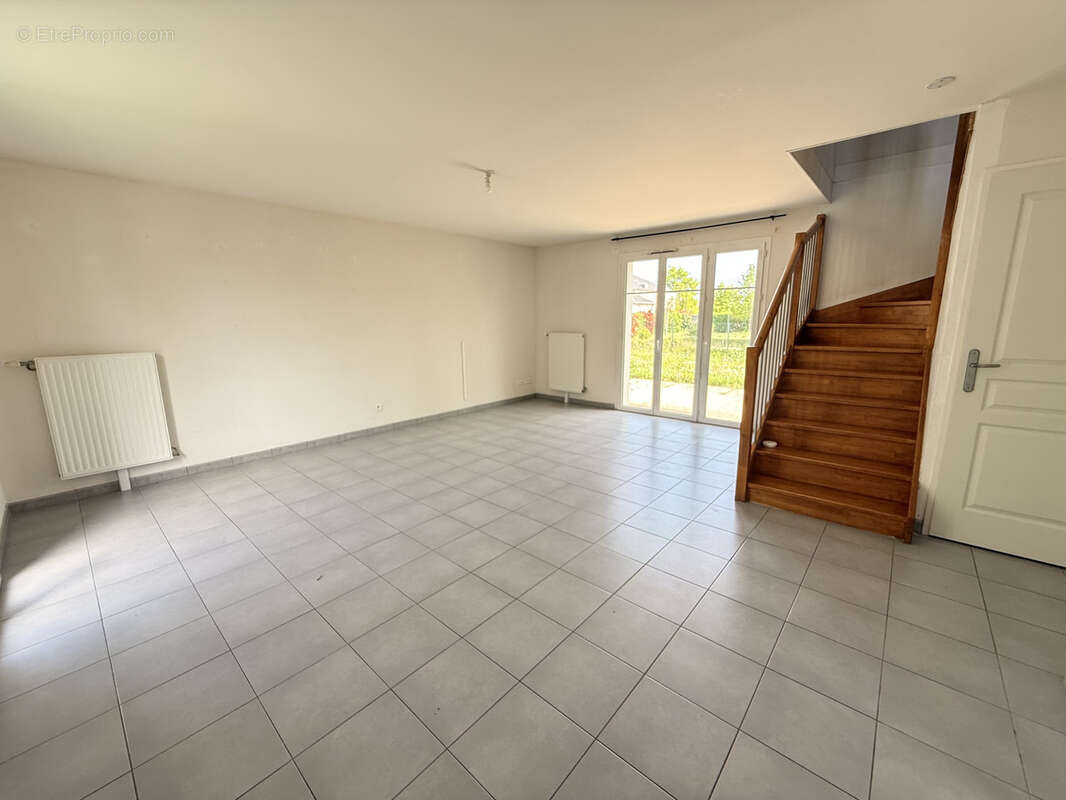 Maison à SAINT-CYR-EN-VAL