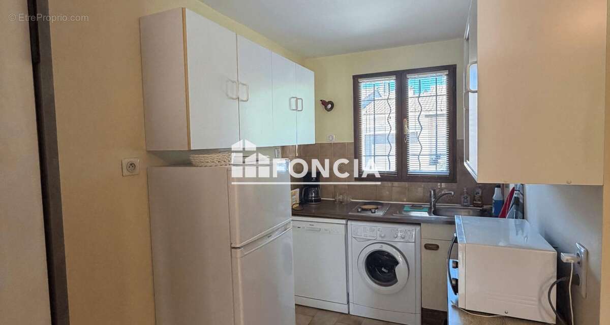 Appartement à LA LONDE-LES-MAURES