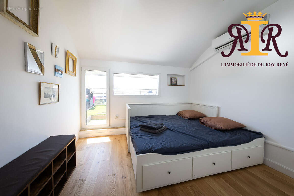 Appartement à MARSEILLE-8E
