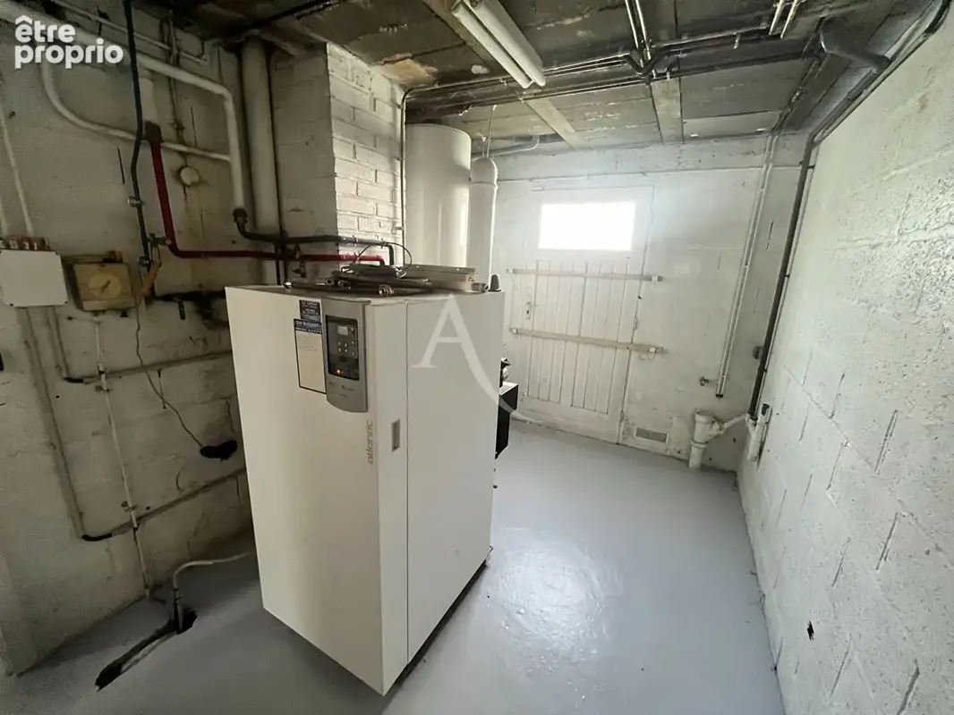 Maison traditionnelle 4 chambres sous sol total SAINT ARNOULT EN YVELINES - photo 9