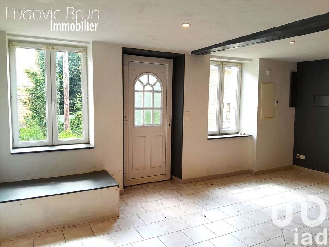 Photo 3