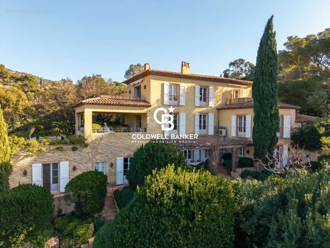 Maison à RAYOL-CANADEL-SUR-MER