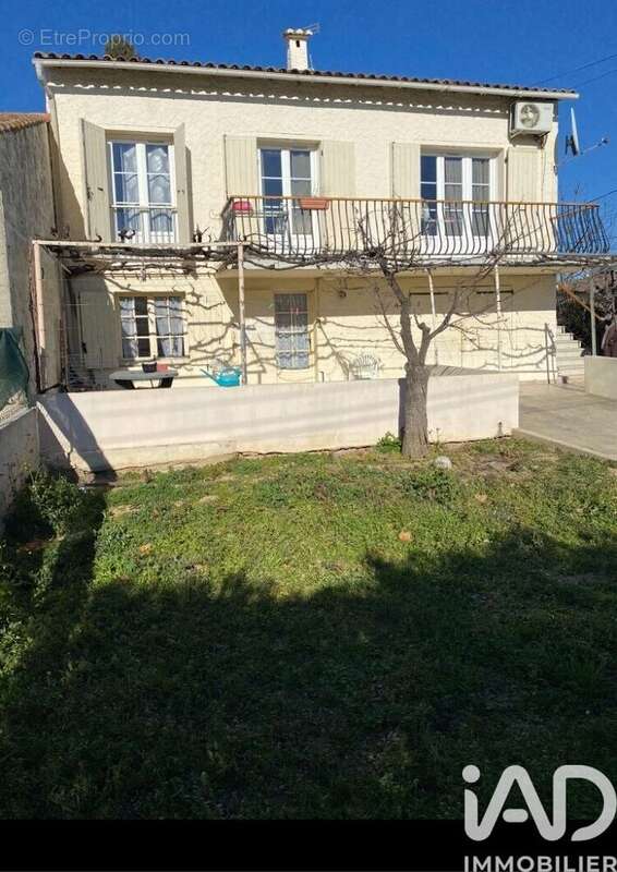 Photo 2 - Maison à ARLES