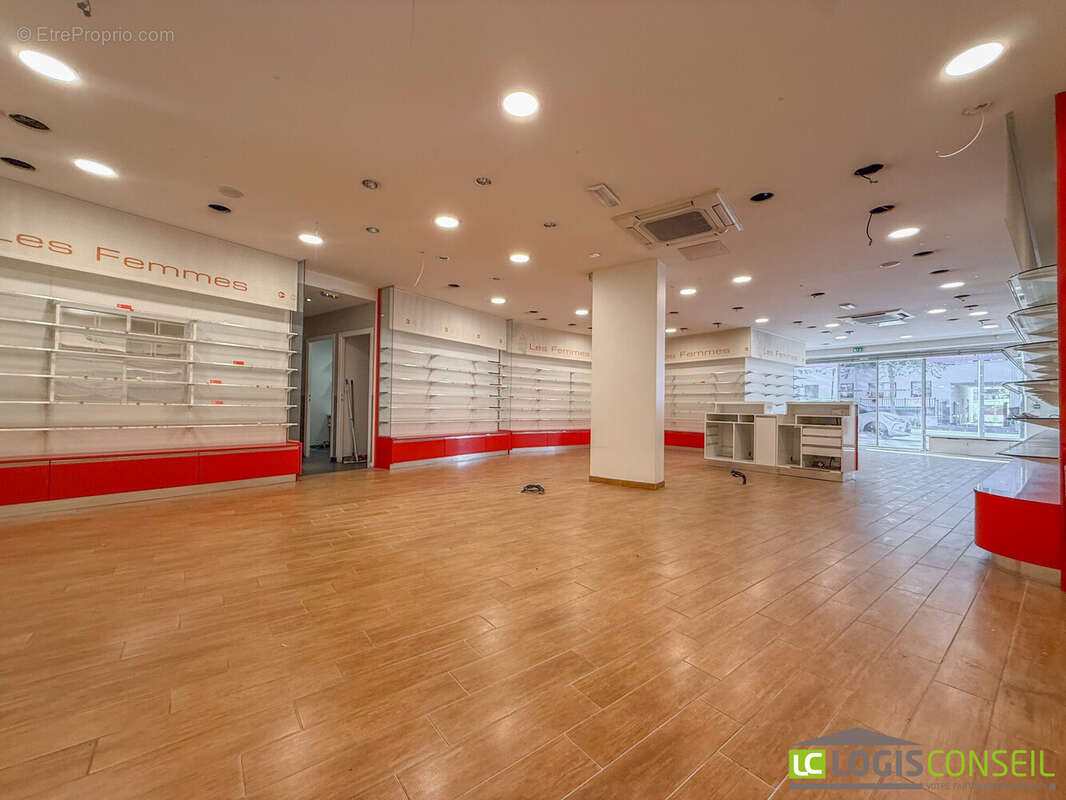 Commerce à CHATILLON