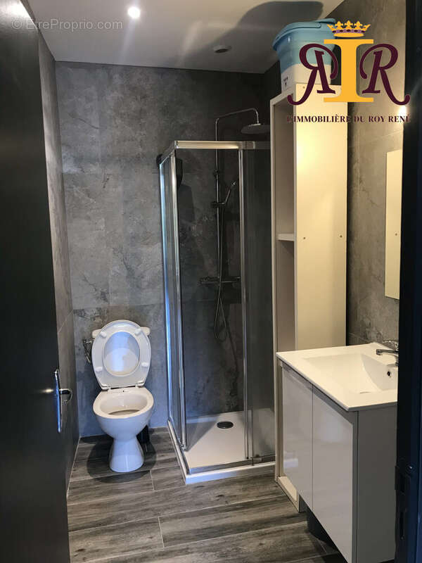 Appartement à LA TOUR-D&#039;AIGUES