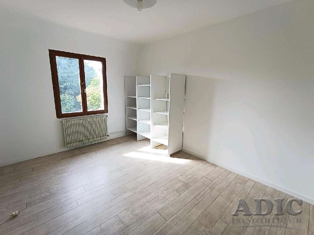 Maison à DAMMARTIN-EN-GOELE