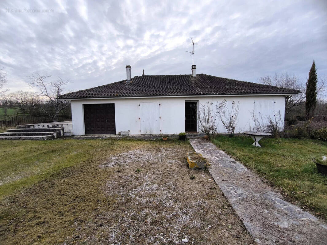 Appartement à CHABANAIS