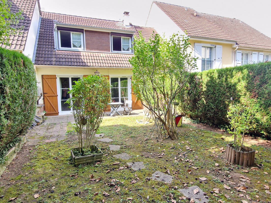 Maison à MANTES-LA-VILLE