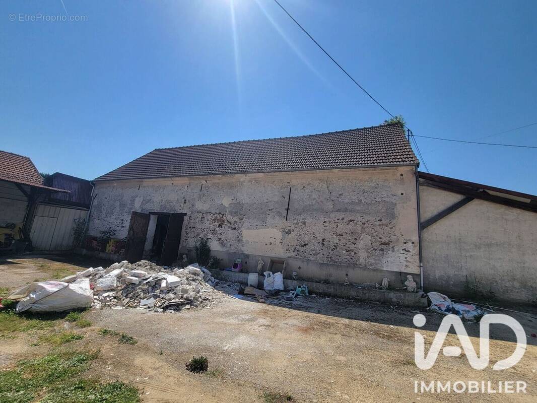 Photo 1 - Maison à BEZU-SAINT-GERMAIN