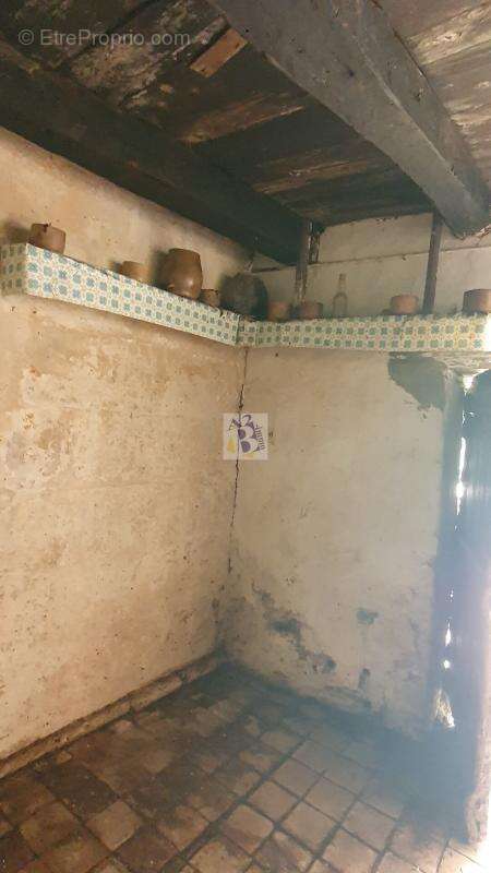 Maison à CHARRAS
