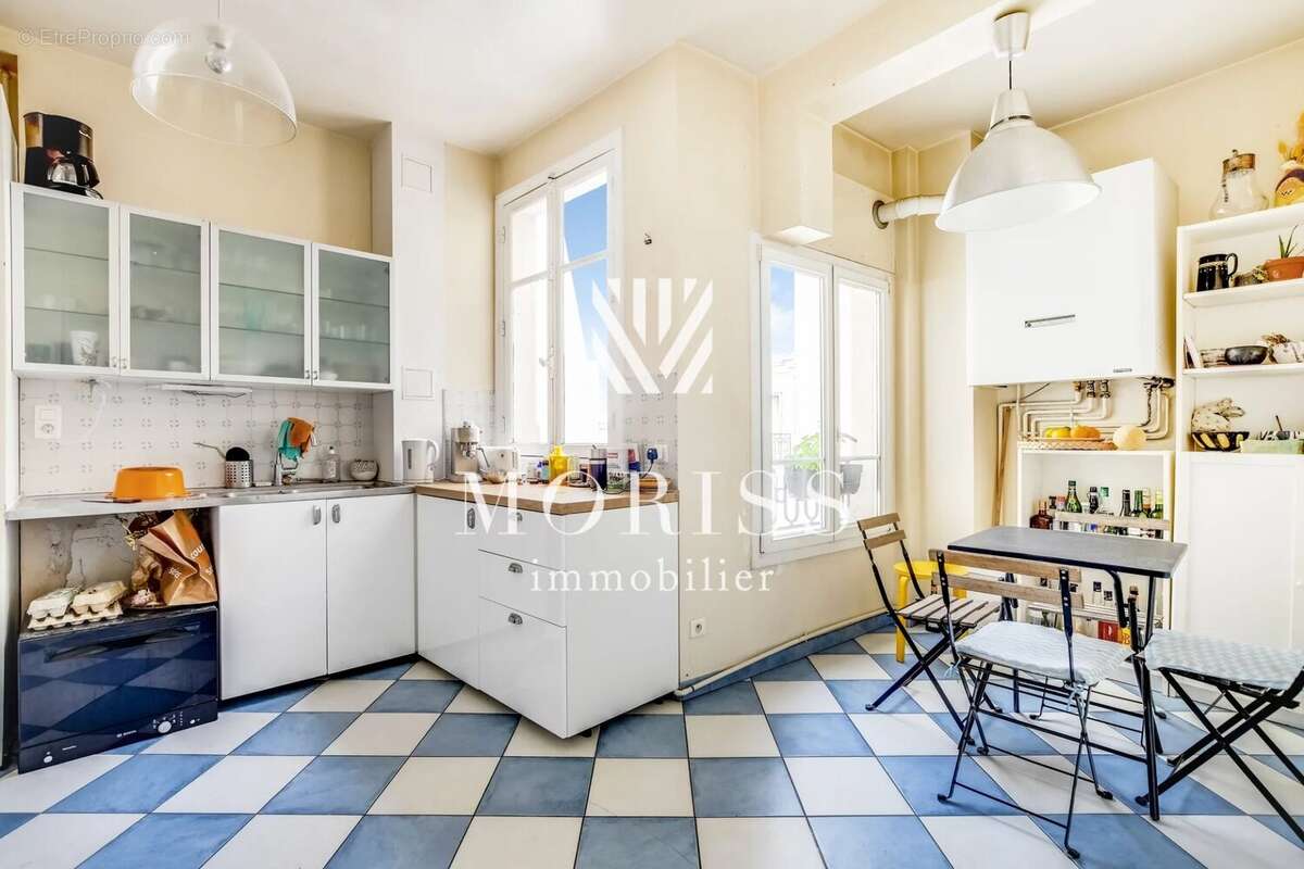 Appartement à PARIS-18E