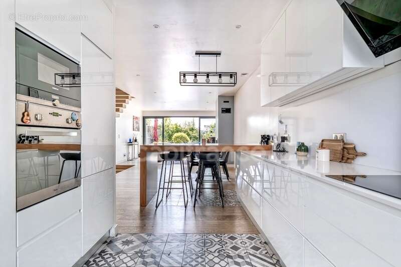 Maison à FONTENAY-SOUS-BOIS