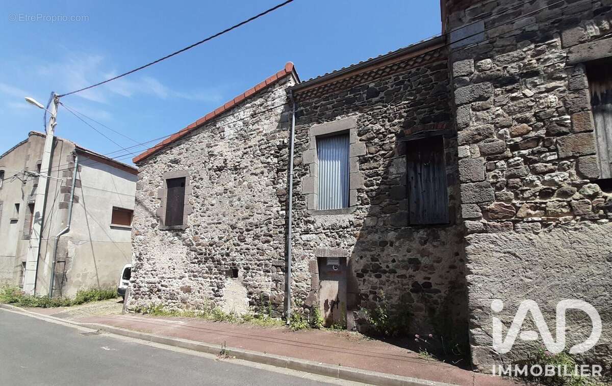 Photo 1 - Maison à MONTAIGUT-LE-BLANC