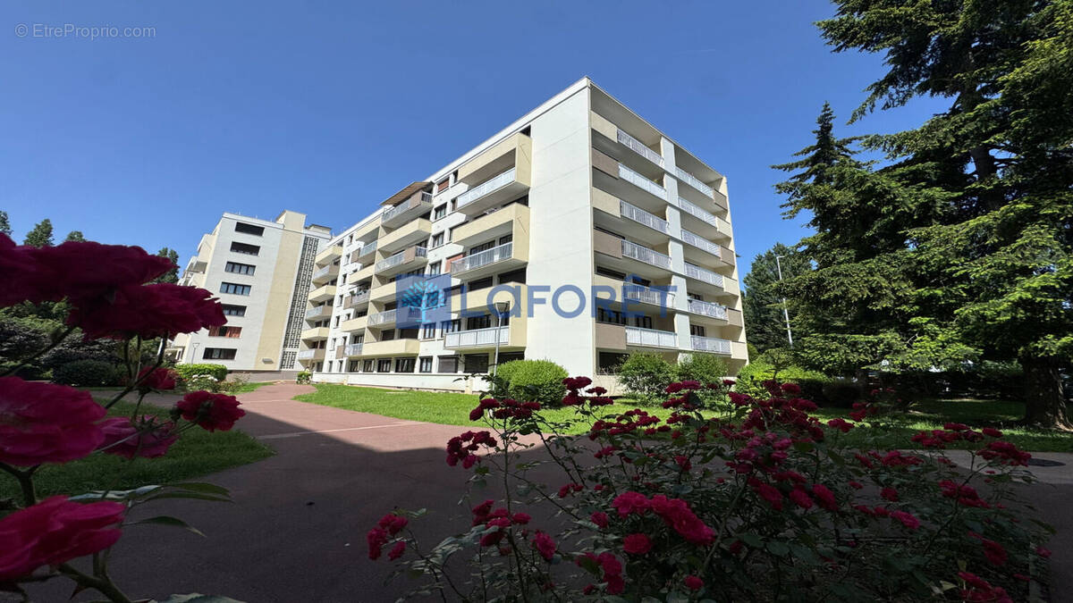 Appartement à ATHIS-MONS