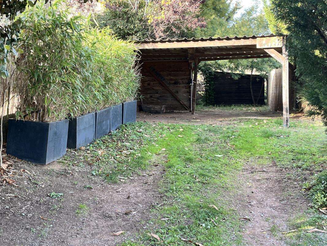 Maison à LES SALELLES