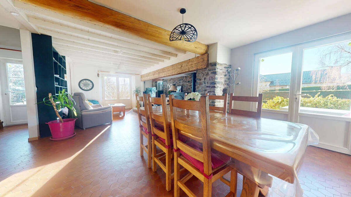 Maison à YSSINGEAUX