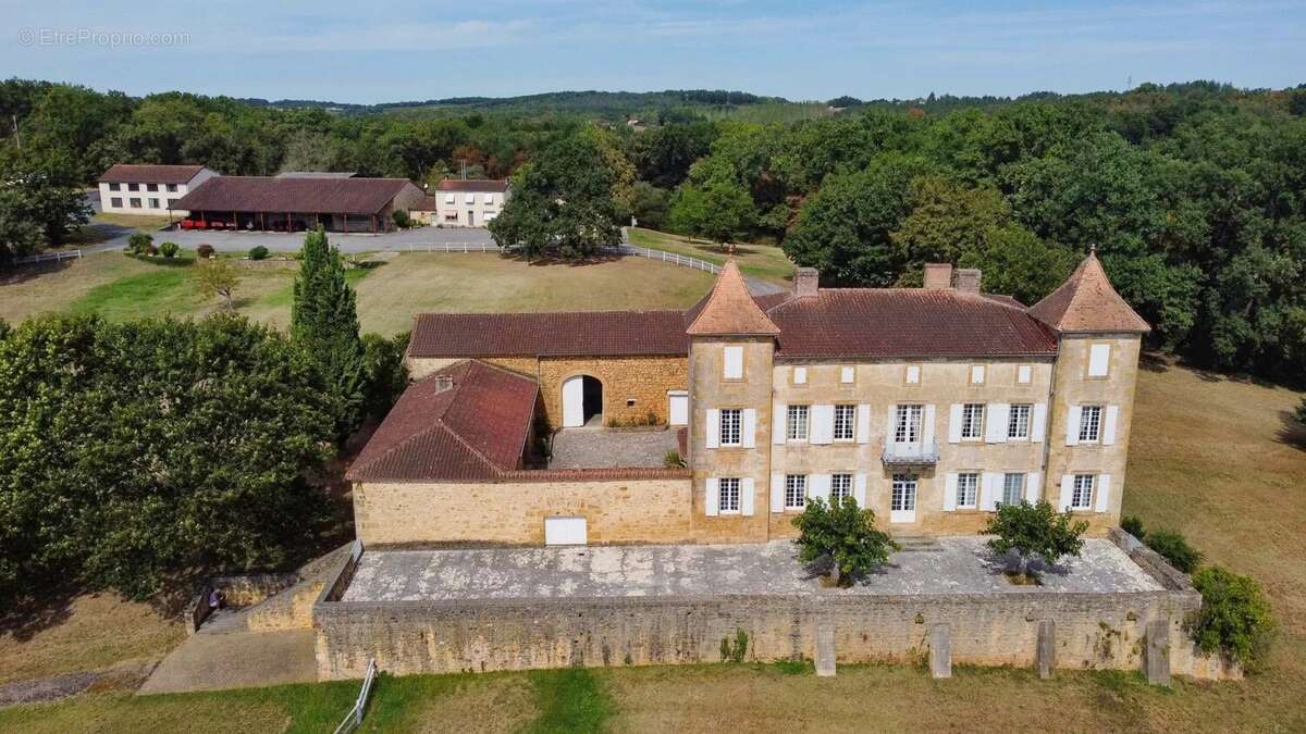 Maison à MONFLANQUIN
