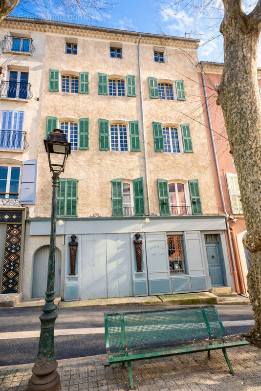 Appartement à BARJOLS