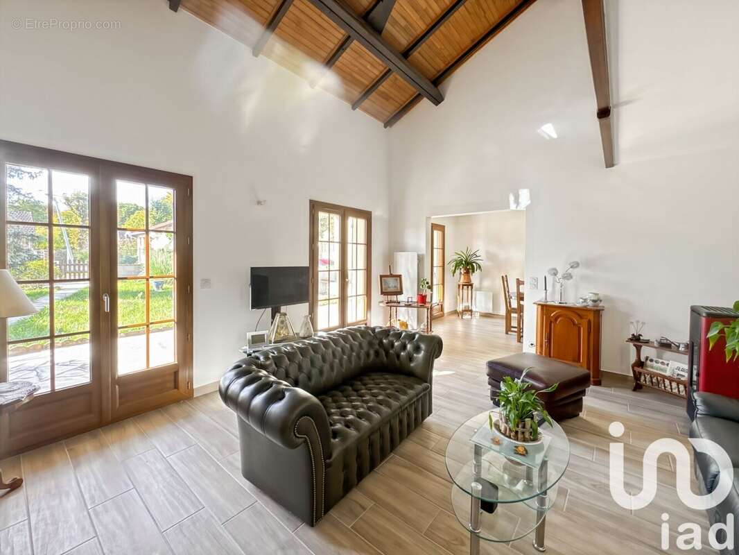 Photo 2 - Maison à YERRES