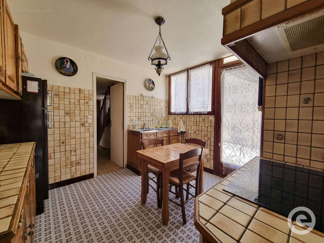 Maison 7 pièces de 126m2 habitables avec jardin à Châtel-Censoir - photo 8