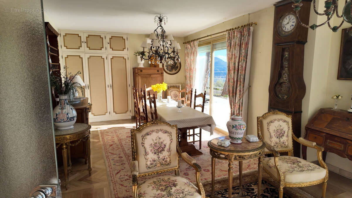 Maison à SAINT-JEANNET