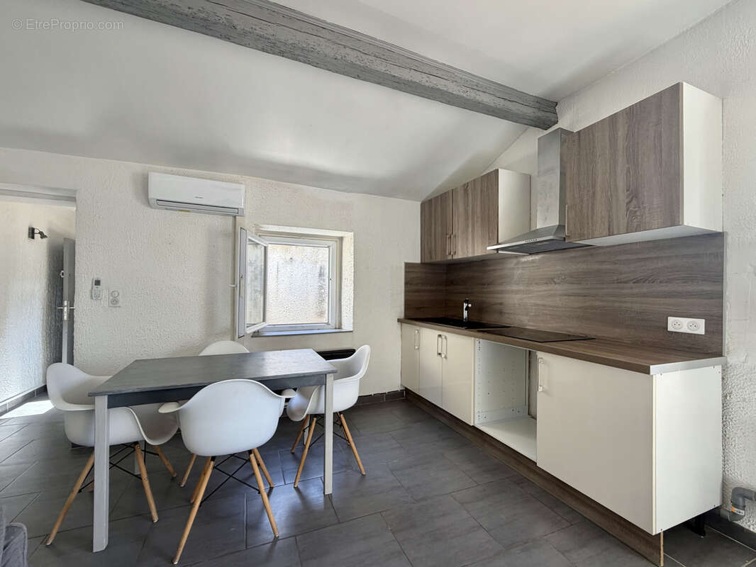 Appartement à ARAMON