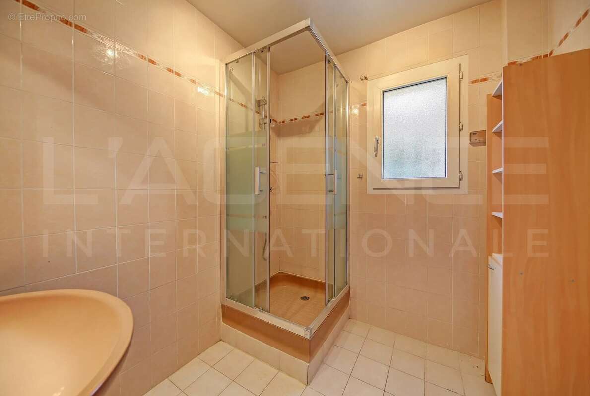 Maison familiale avec vue panoramique et piscine - photo 13