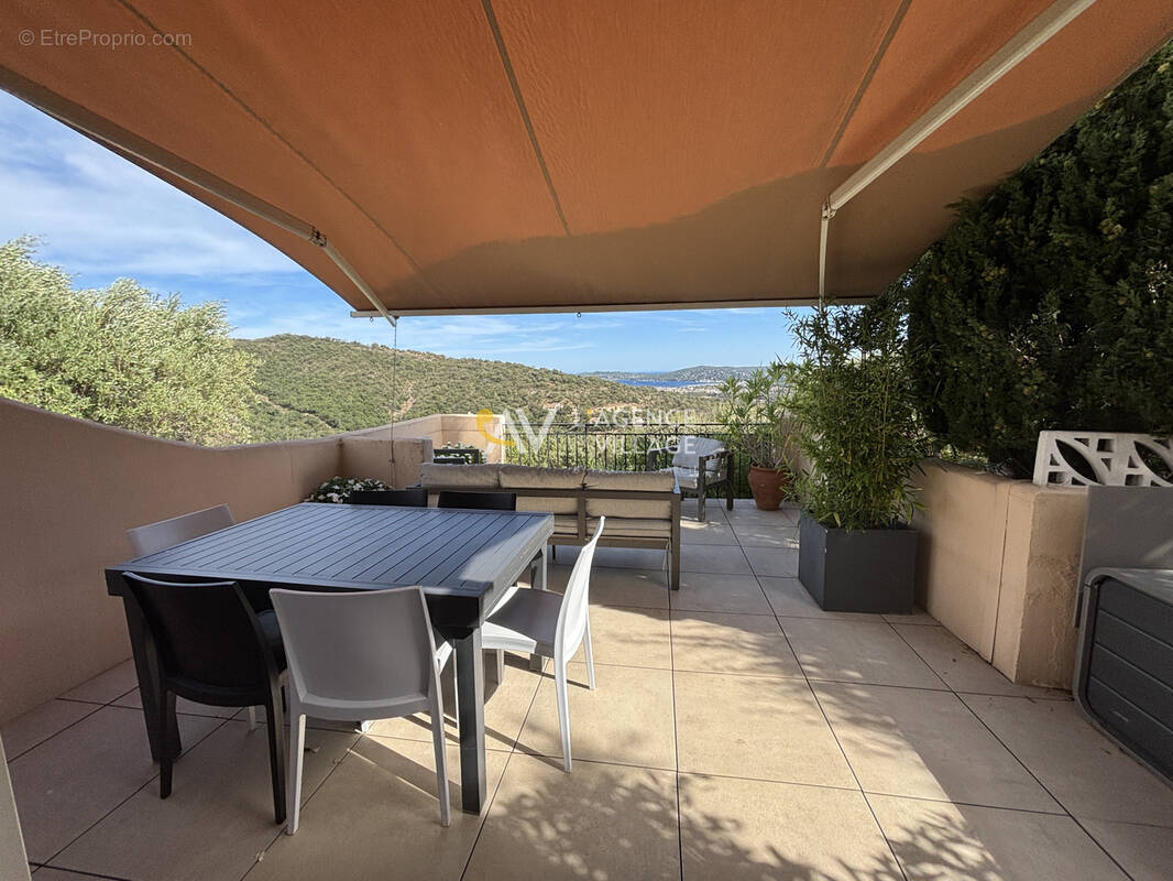 Appartement à GRIMAUD