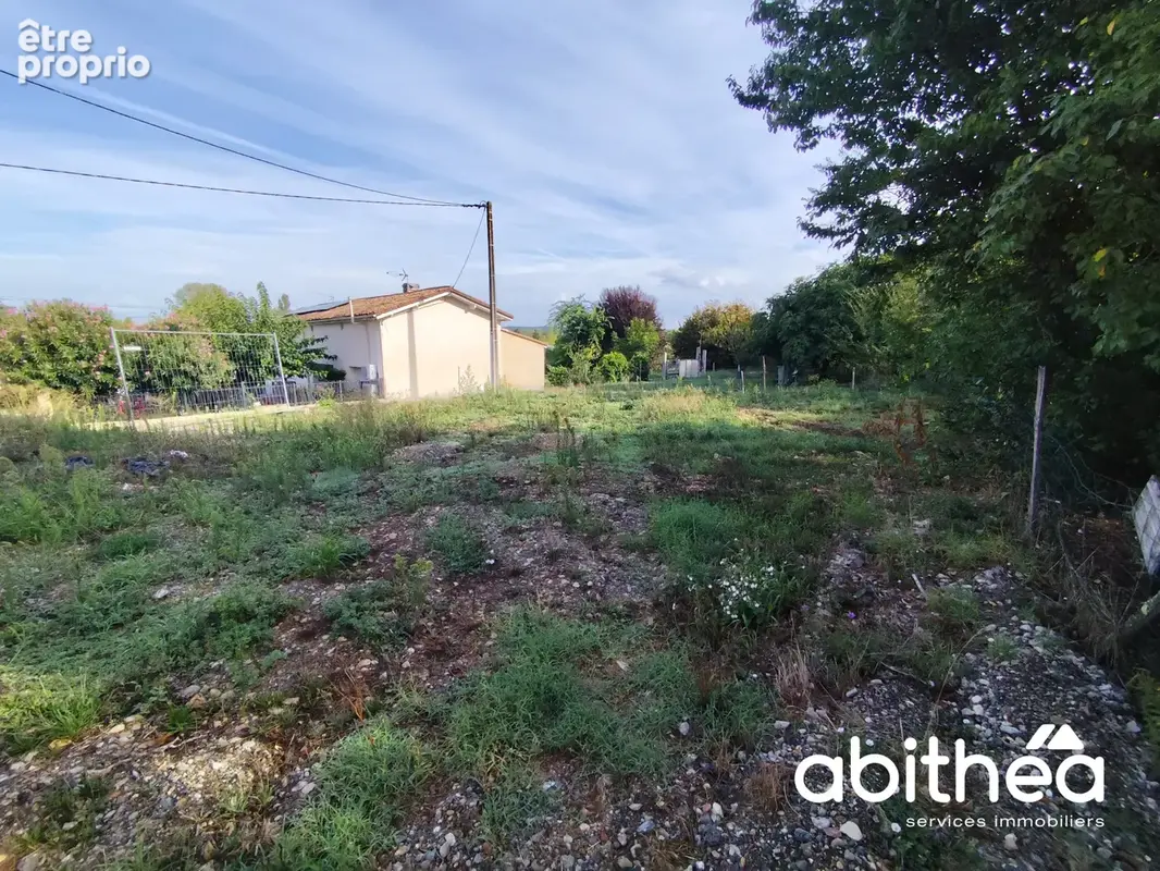 Terrain constructible viabilisé de 407 m2   Saint-Denis-de-Pile - photo 4