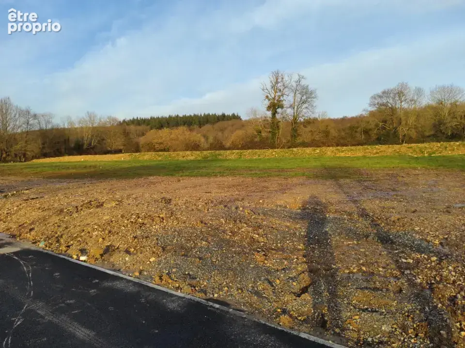 Terrain à LE BREUIL-EN-AUGE