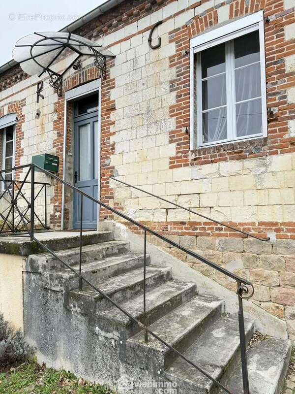 Découvrons l'intérieur - Maison à MONCEAU-LES-LEUPS