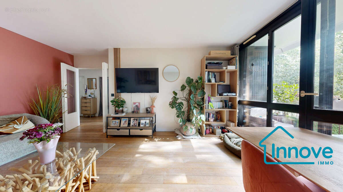Appartement à GARCHES