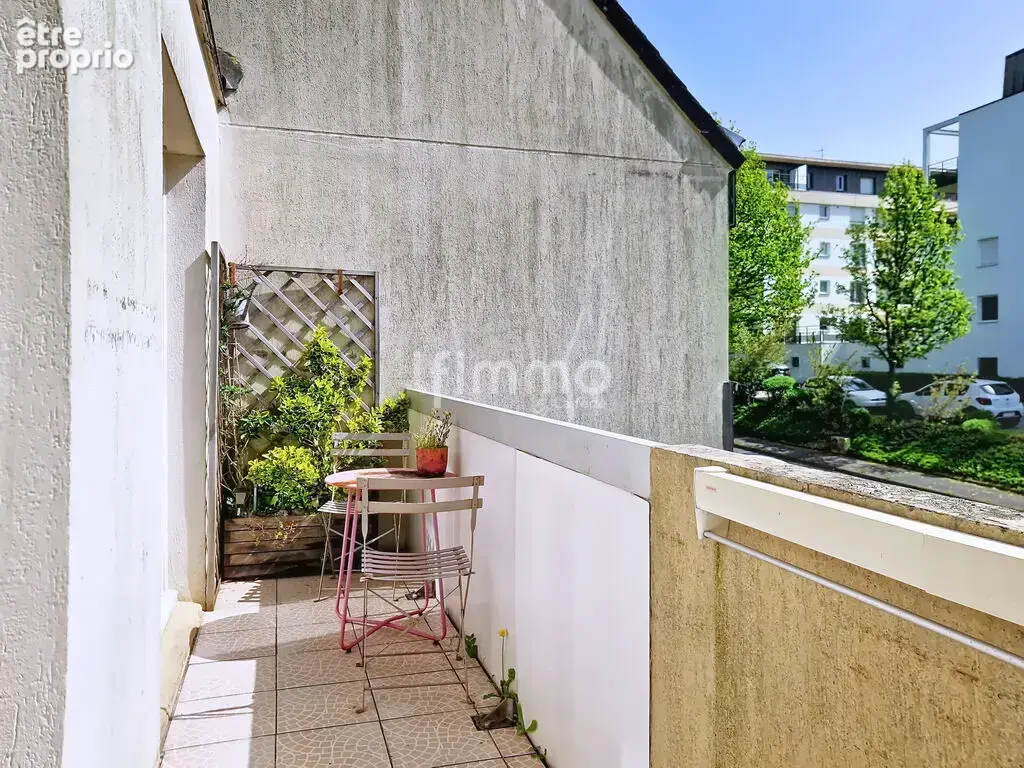 T3 de 63 m² avec balcon, garage et cave - Kerfeunteun, Quimper ( - photo 6