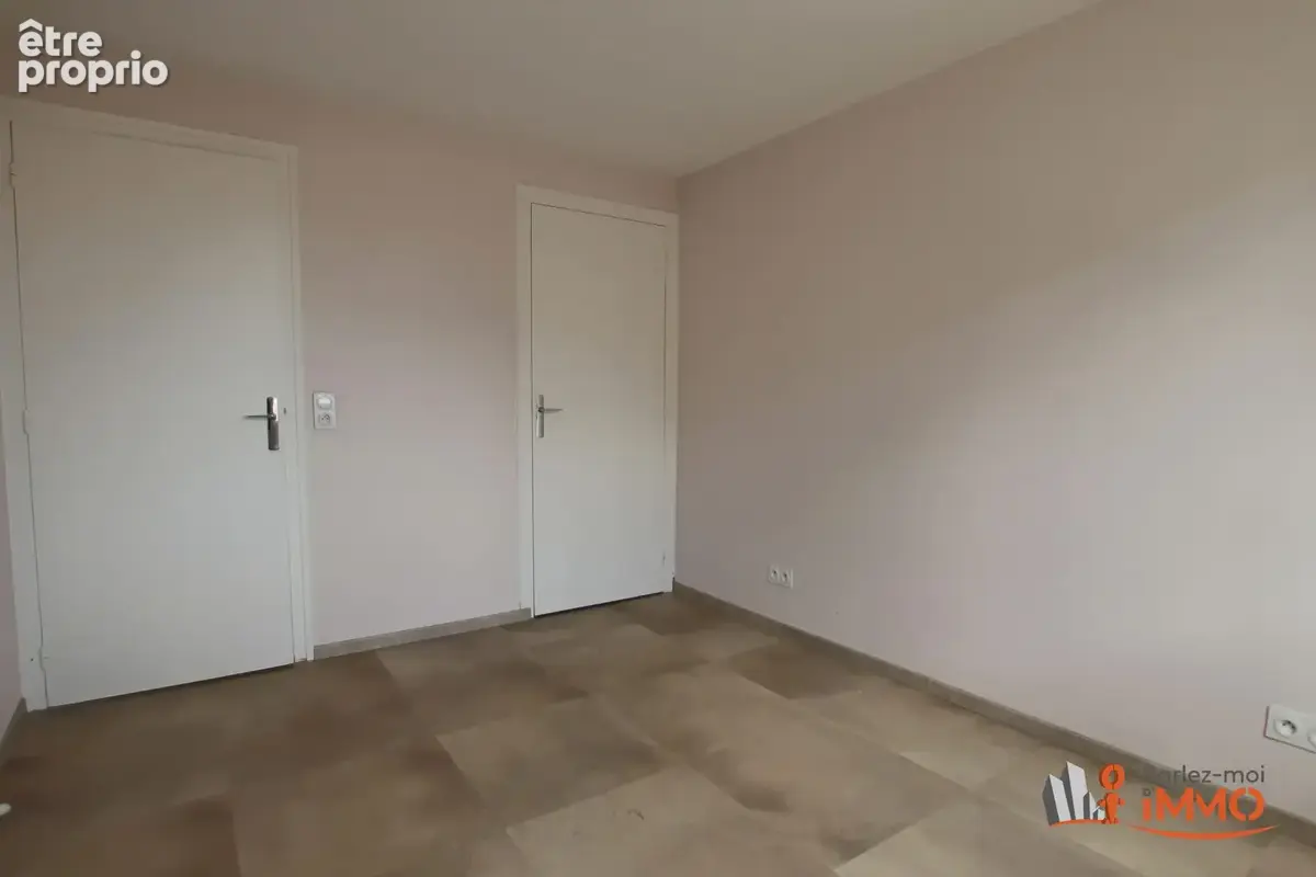 Appartement 2 pièces 51 m² à vendre à Montbrison (42600) - photo 5