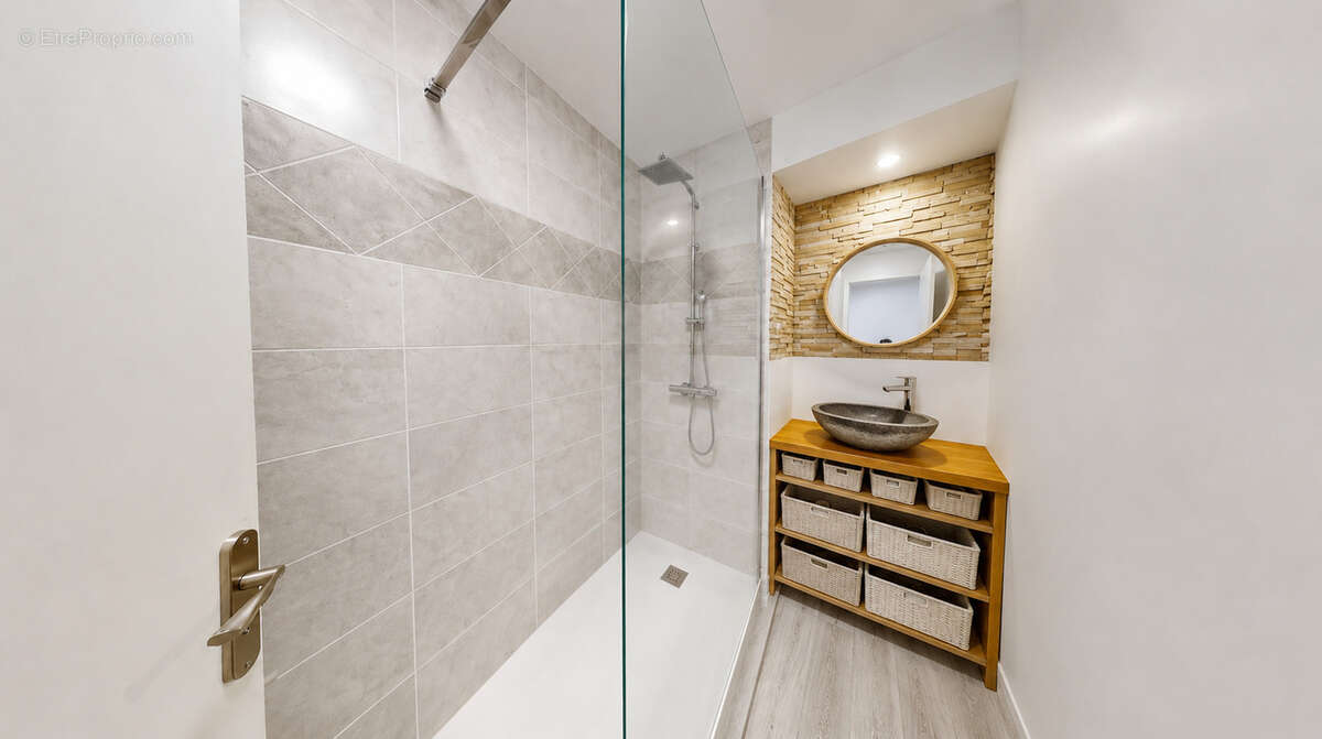 Appartement à LE PONT-DE-BEAUVOISIN