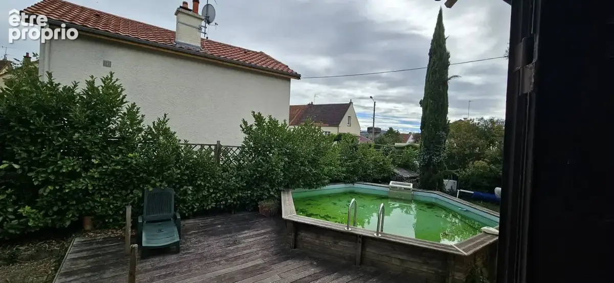 Maison  à rénover avec jardin et garages - photo 6